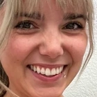 Bee profile picture