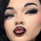 𝓒𝓱𝓪𝓻𝓵𝓲𝓮🖤🕷️ profile picture