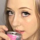 Vivian profile picture