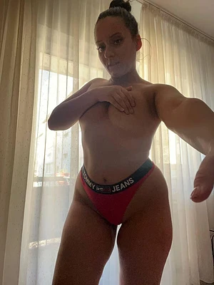 MILF confidence is the sexiest thing you’ll see… free link below