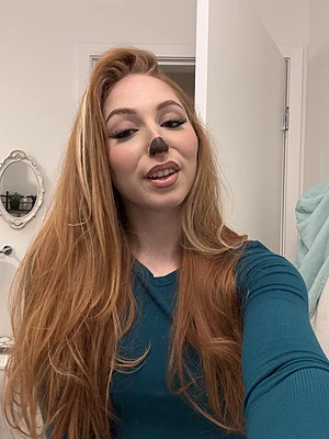 behindthereddcurtains