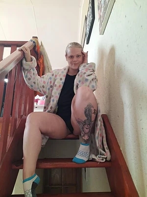 Wanna cum get warm with me