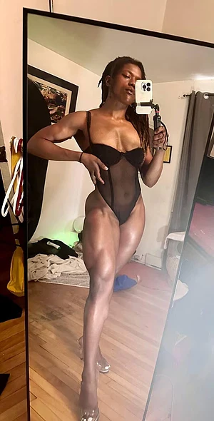 Muscle sexy girl