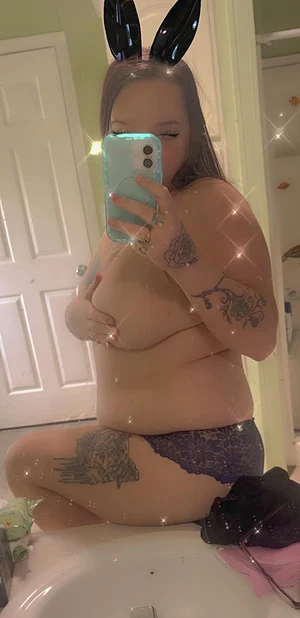 Come follow me 😘😘
