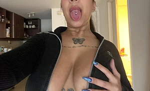 Big and natural for more pleasure ๐