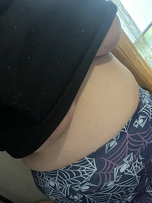 Lifting higher on my OnlyFans page…but only if you’re a good sub