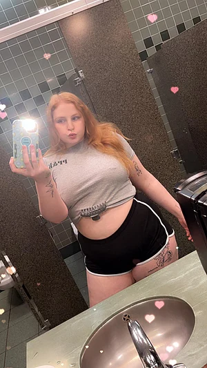Courtney Stranger's pic #3