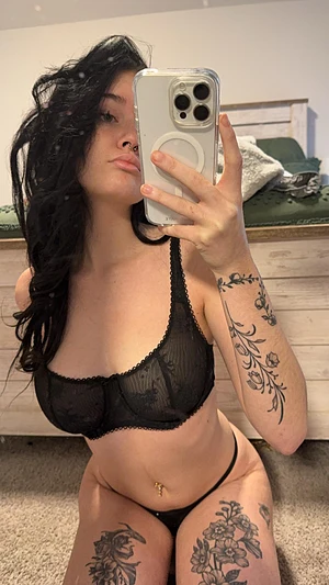 sexy in black;)