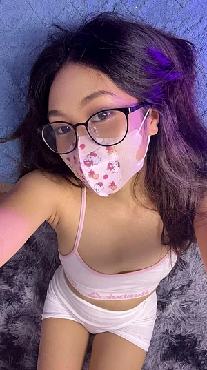 do i look so nerdy on this?