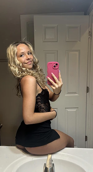 Mia's pic #6
