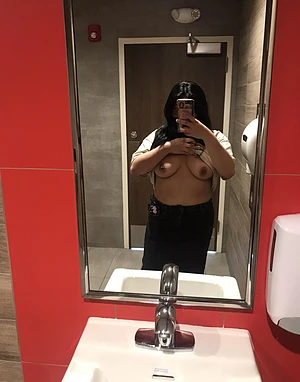College Asian Slut 💗 B/G JOI Anal & Solo 💗 Free Dick Rate & Snap 🖤 600+ pics/vids! Link Below