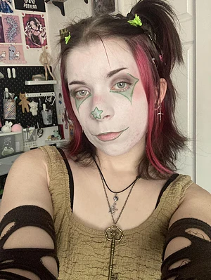 I love dressing up for my hotties π