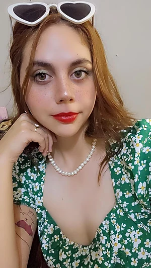 Imagine this face doing adult things