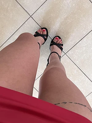 Red nails β₯οΈ