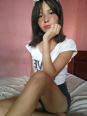 I'm slim and I'm 1,67 :p