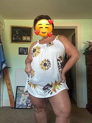 Thick curves. Bootylicious. Naughty MILF. Your fav secretary.