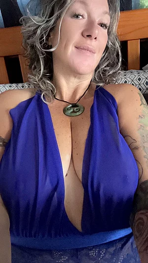 Cougar patiently waits for her cubs…..