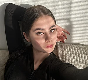 I'm a cute spicy girl😈