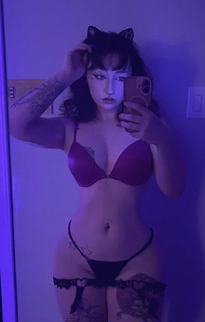 𝕁𝕌𝕃𝕀𝔼 Homewrecker 👸🏻's pic #665