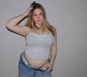 lexi's pic #4