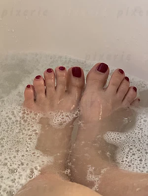 Red suits me or should I try a new color?
