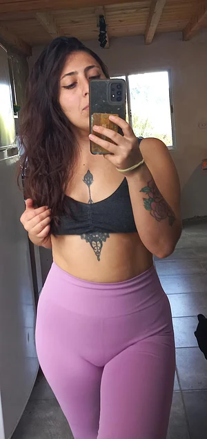 I'm a little sad. Do you want to cheer me up, love? Let me know, I'll reward you very well, daddy.