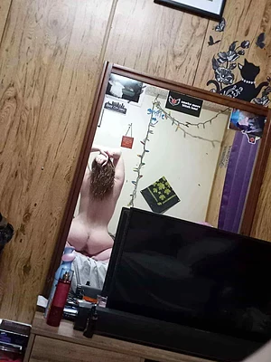 Come play with me