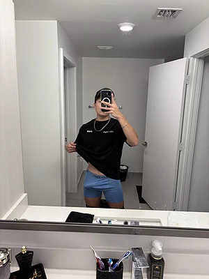 alexbanxx