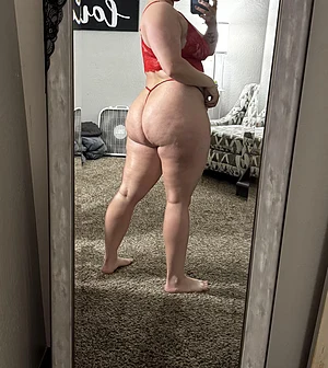 Mamathicccheeks's pic #3