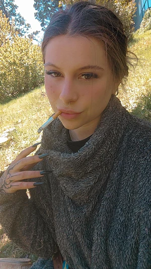My smoking OF is free to subscribe, join me! <3