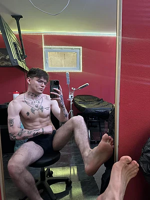 tattoed_gym_guy