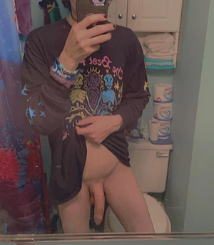 🛸Sassy Johnny🛸 (Top 18% - Hard Candy 🍭)'s pic #3