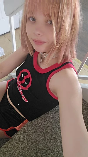 Think of all the ways u could have fun with my smol body😈